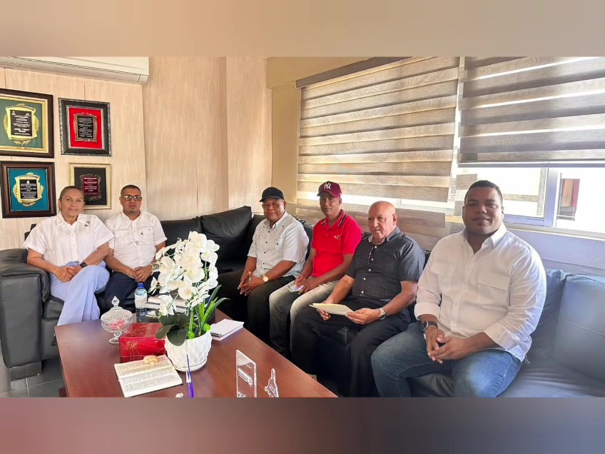 Alcalde de Castillo sostiene reunión clave por el desarrollo de Las Piedras