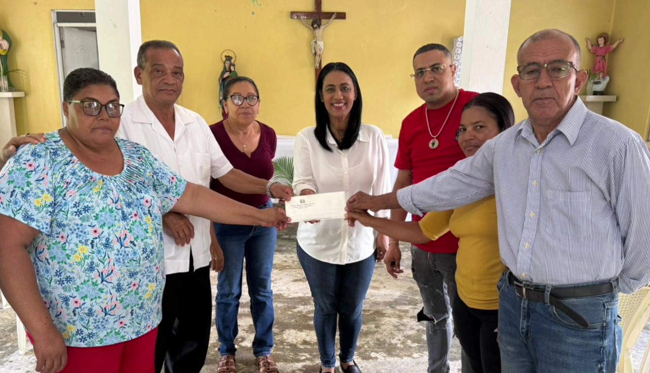Alcaldía y diputada suman esfuerzos para culminar capilla